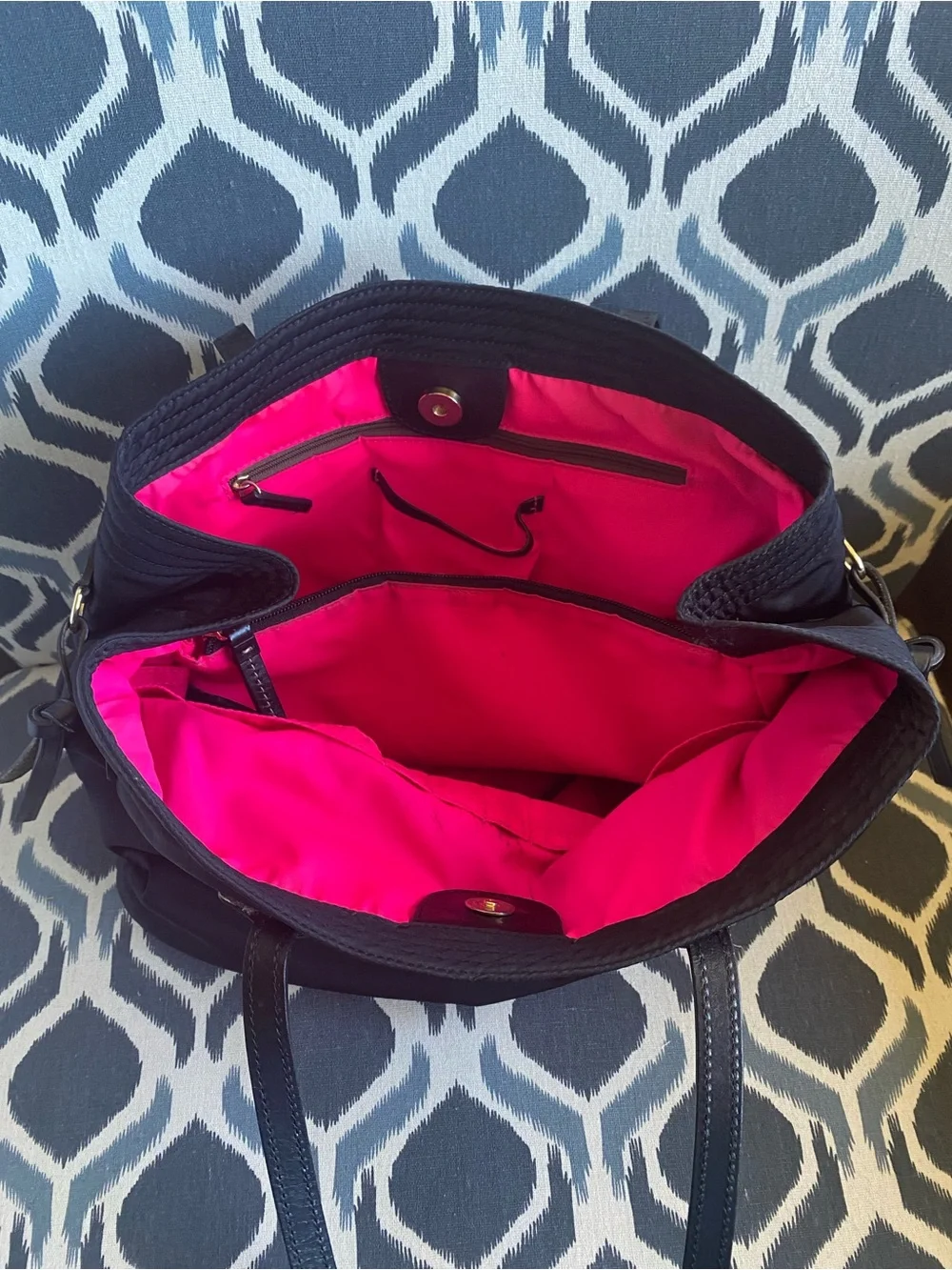 Dooney & Bourke Victoria Black Nylon And Leather Trim Tote Shoulder bag